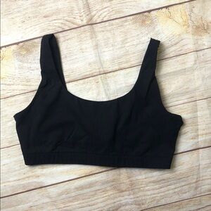 Everlane Black Perform Sports Bra